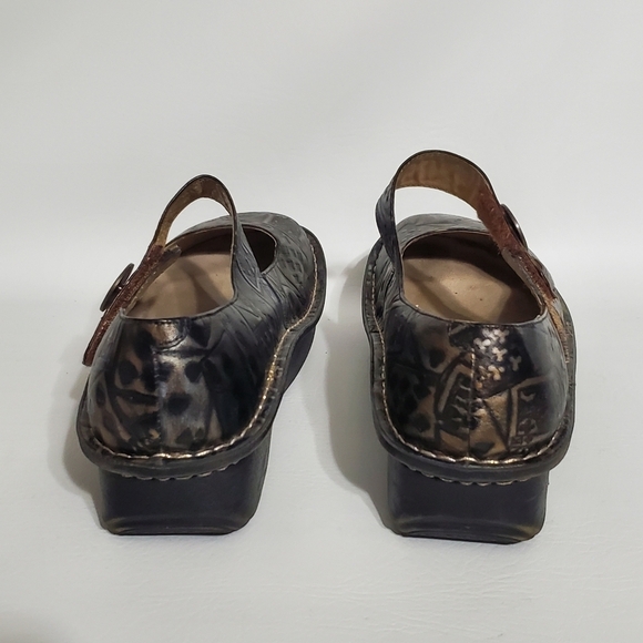 Alegria Deck of Cards Mary Jane Clog Black Gold Womens Shoes Size 41 - Picture 7 of 13